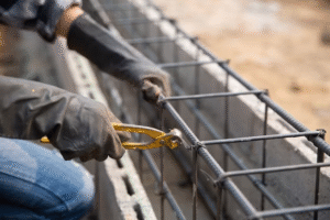 Read more about the article Daya Tahan Besi Beton Untuk Konstruksi Bangunan